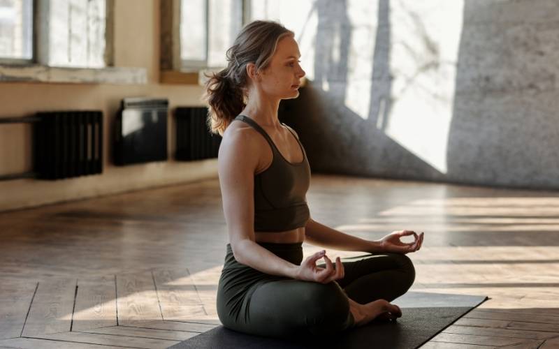 Học yoga online có tốt không? đặt mục tiêu khi học