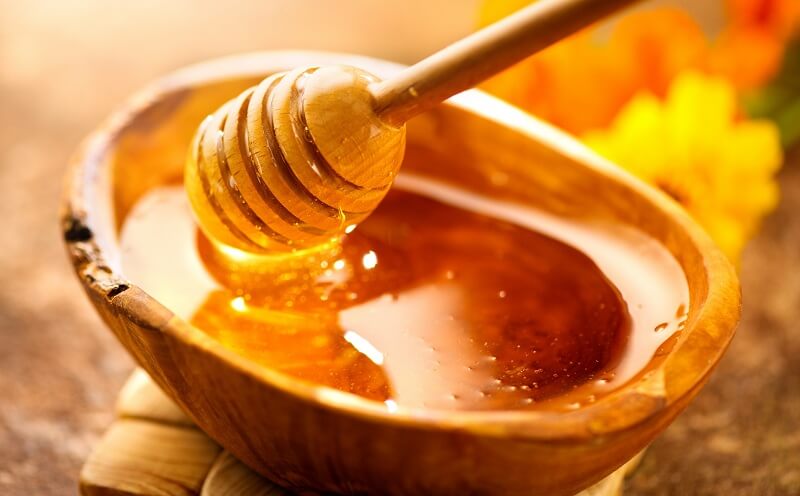 Cách làm mặt nạ từ vitamin B1 và ​​mật ong.  (Ảnh: Sưu tầm Internet)