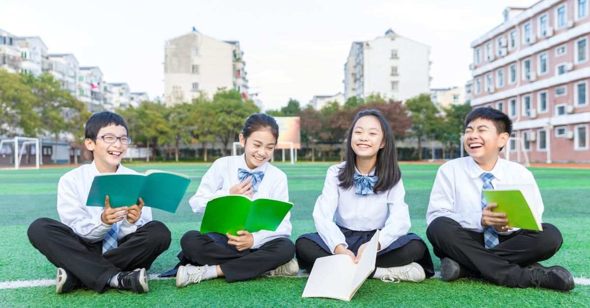 Kỹ năng giao tiếp vô cùng quan trọng với trẻ nhỏ. (Ảnh: Nguồn Internet)