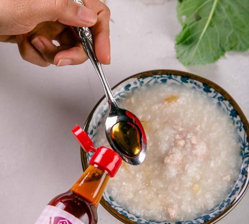 [Góc giải đáp] Có nên người sử dụng phụ gia ăn dặm mang đến bé bỏng bên dưới 1 tuổi?. (Ảnh: Sưu tầm Internet)