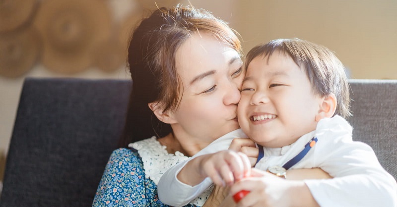 Giáo dục đạo đức giúp trẻ sống tích cực hơn. (Ảnh: Shutterstock.com)