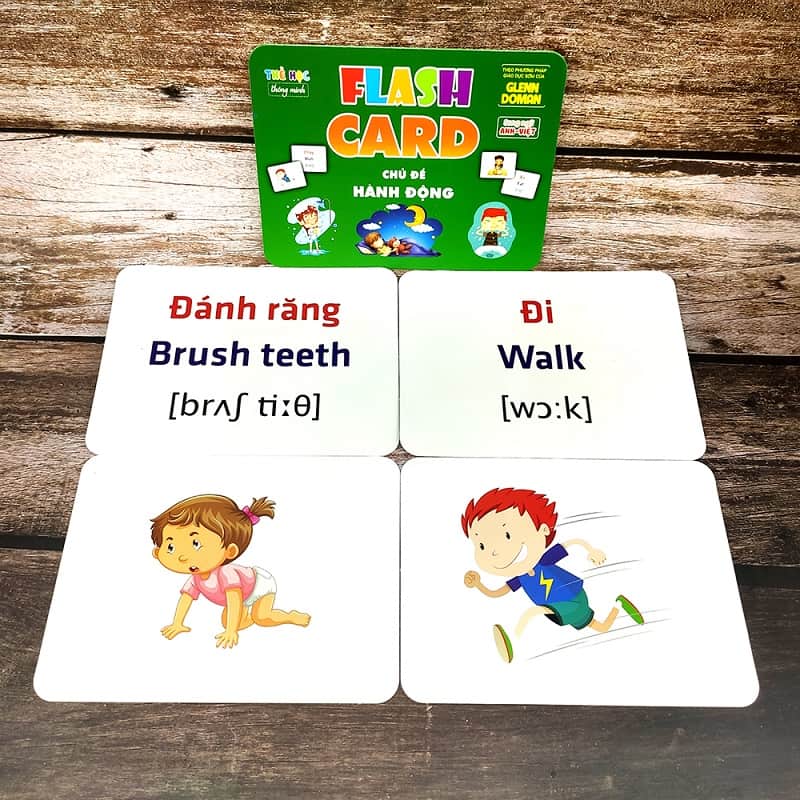 Flashcard học tiếng Anh cho bé 4 tuổi. (Ảnh: Tiki.vn)