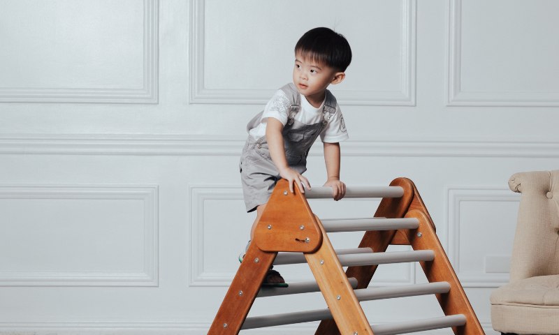 Những nguyên nhân có thể có khiến cho trẻ 4 tuổi bị ngã đập đầu xuống đất (Nguồn: Sưu tầm internet)