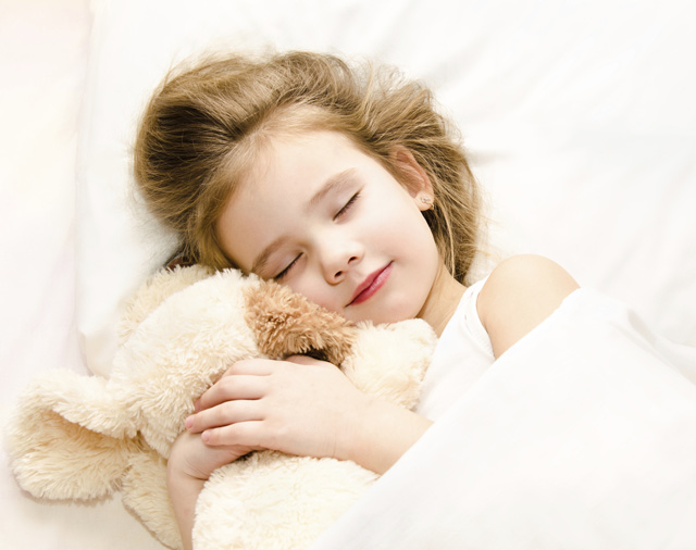 Trẻ 5 tuổi có cần ngủ trưa không?  Cách luyện bé ngủ trưa dễ dàng