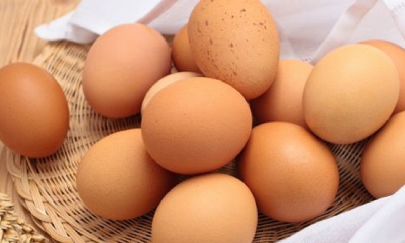 Trứng luộc giúp hạn chế sưng nơi vết thương và giảm bầm tím (Nguồn: Sưu tầm Internet)
