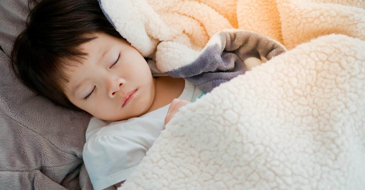 Trẻ 4 tuổi ngủ thở mạnh: Dấu hiệu không nên chủ quan