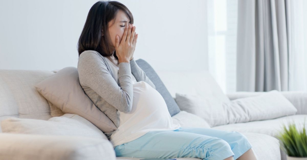 Quan hệ sau sinh 2 tháng có thai không? Cách tránh thai an toàn