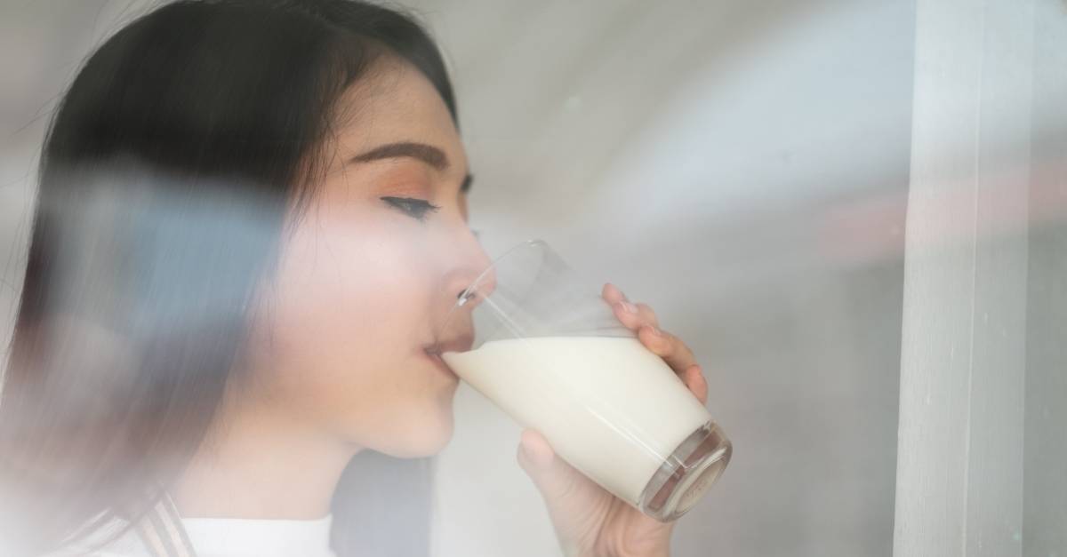 10 loại sữa bổ sung canxi cho người 20 tuổi hỗ trợ tăng chiều cao tốt nhất