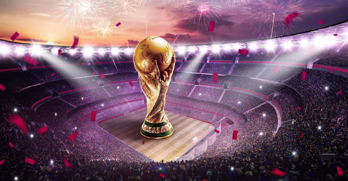 Cùng chờ đón World Cup 2022 sắp tới! Quả bóng tròn sẽ trở lại với những trận đấu nảy lửa, khiến loài hâm mộ trên toàn thế giới đứng ngồi không yên. Hãy xem hình ảnh liên quan để trải nghiệm trước không khí đại hội bóng đá sắp diễn ra.