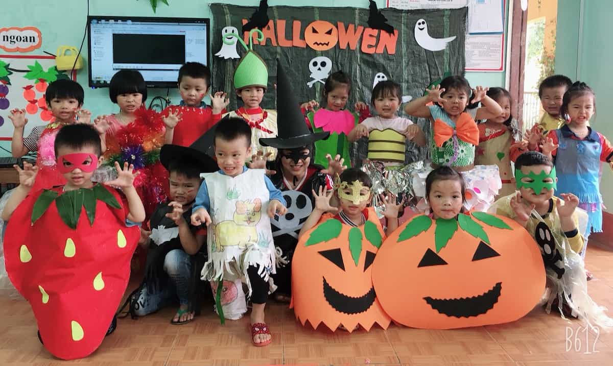 10+ Ý tưởng tổ chức Halloween cho trẻ em độc lạ vui nhộn