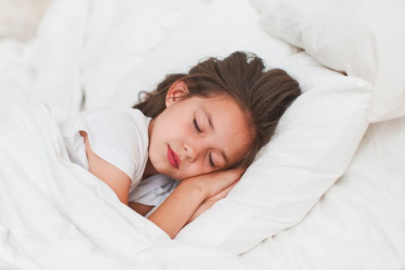 Trẻ 5 tuổi ngủ hay mơ ác mộng: nguyên nhân là gì và làm sao để khắc phục?