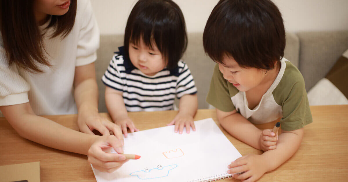 Cách dạy tập tô chữ cái cho bé mẫu giáo vô cùng đơn giản