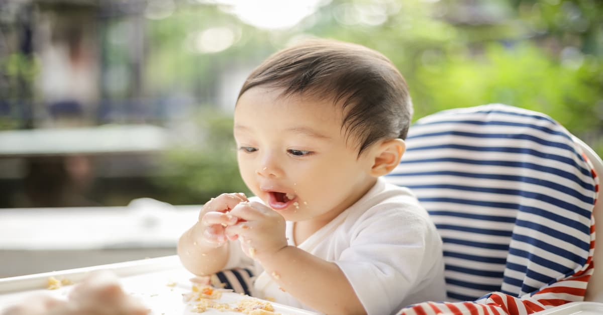 Gợi ý ba mẹ chọn bánh ăn dặm 4 tháng phù hợp nhất cho trẻ