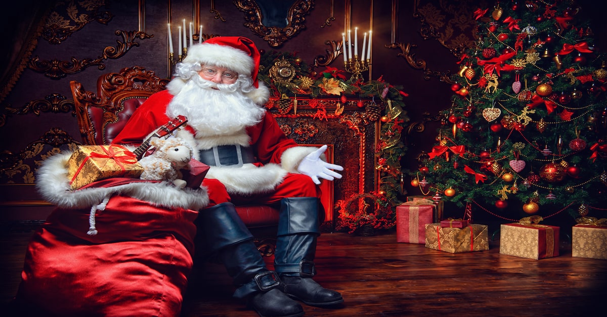 Ông già Noel là một biểu tượng của tình yêu và sự trao đổi trong mùa giáng sinh. Hãy xem bức ảnh về ông già Noel này để có câu trả lời cho câu hỏi liệu ông già Noel có thật sự tồn tại hay không.