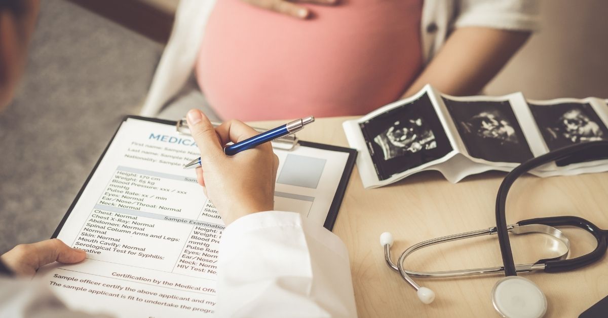 Phương pháp xét nghiệm down cho thai nhi và cách điều trị mẹ bầu cần biết